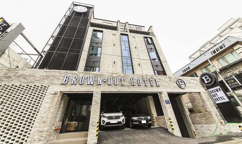 Brown Dot Hotel Gwangan Beach Μπουσάν 2*,  Νότια Κορέα