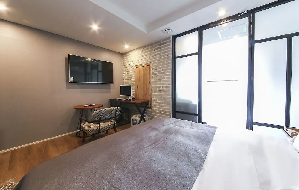 Brown Dot Hotel Gwangan Beach Μπουσάν