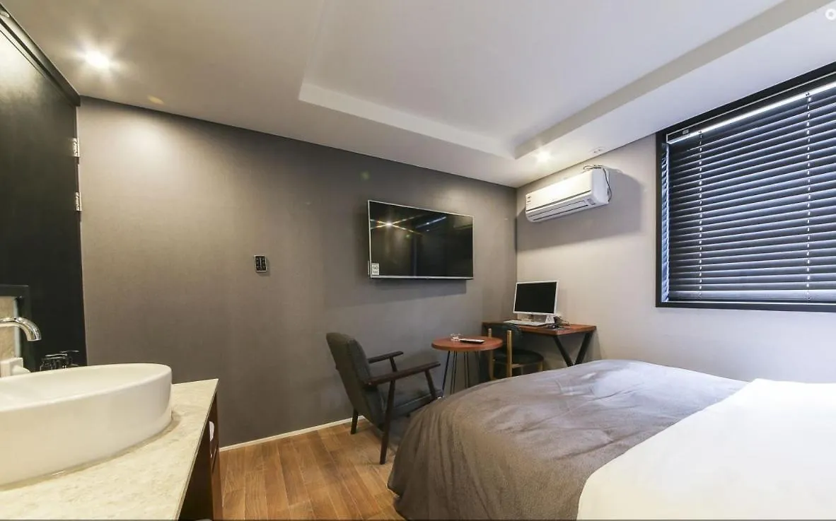 Brown Dot Hotel Gwangan Beach Μπουσάν